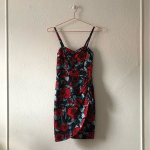H&M divided  // Retro Rose dress // size 4